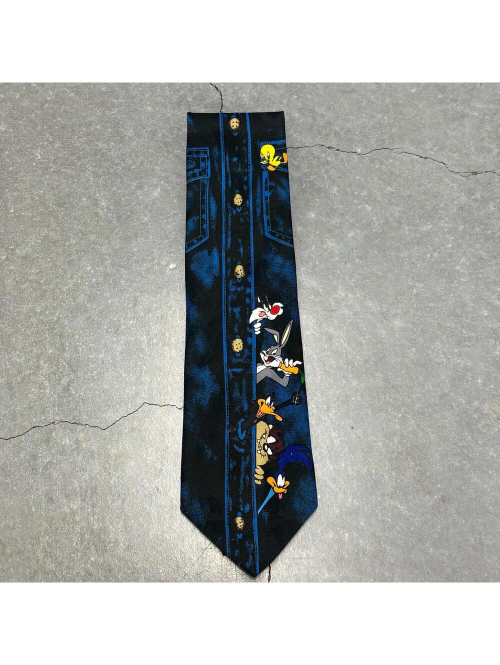 VNTG Looney Tunes Mania Tie